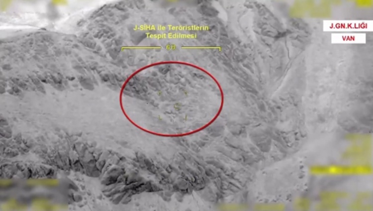 Bir terörist silahıyla etkisiz hale getirildi