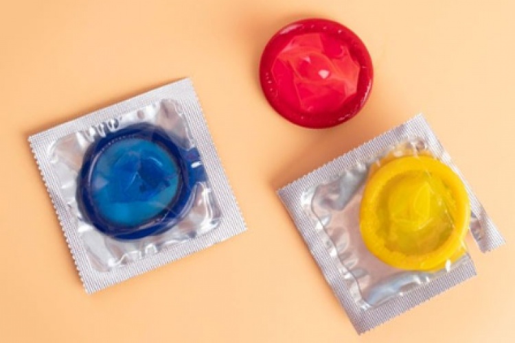 Cinsel ilişkide prezervatif kullanın.