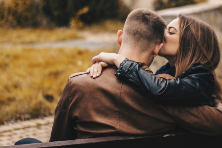  Davranışlarının sorumluluklarını alır